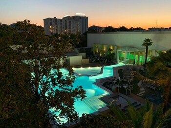 Indoor pool, outdoor pool