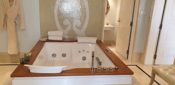 Royal Suite, 1 King Bed, Balcony | Bathroom | Combined shower/tub, deep soaking tub, eco-friendly toiletries