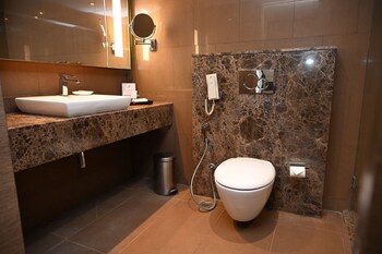 Luxury Room | Bathroom | Shower, rainfall showerhead, designer toiletries, hair dryer