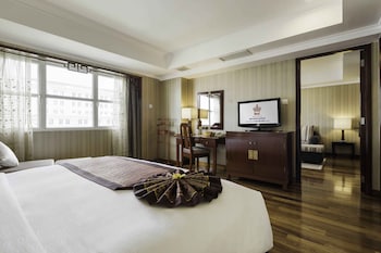 Executive Governor Suite King | Premium bedding, minibar, in-room safe, desk