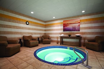 Couples treatment rooms, sauna, body treatments, hydrotherapy