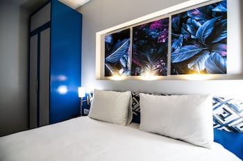 Standard Double Room | Premium bedding, minibar, in-room safe, desk