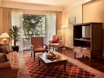 Club Suite, 1 King Bed (Prestige, Club Millésime Access) | Down comforters, minibar, in-room safe, desk