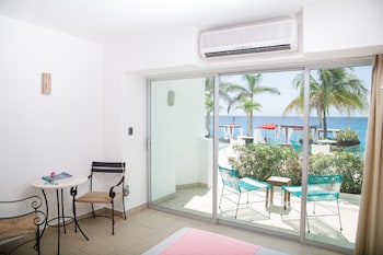 Ocean Front Room | In-room safe, individually decorated, individually furnished