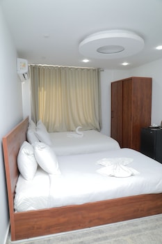 Family Triple Room | Premium bedding, memory foam beds, minibar, in-room safe