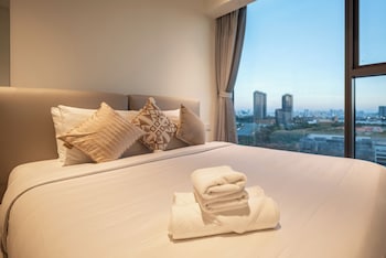 Deluxe Apartment, 2 Bedrooms, Balcony, City View | Premium bedding, down comforters, Select Comfort beds, in-room safe