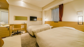 Executive Twin Room, Non Smoking | Premium bedding, desk, soundproofing, iron/ironing board