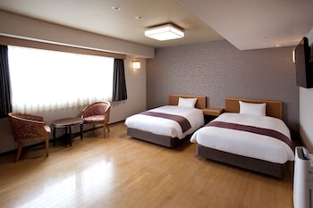 Japanese Western-Style Room, Non Smoking | Iron/ironing board, free WiFi, bed sheets