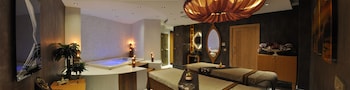 Couples treatment rooms, sauna, steam room, Turkish bath