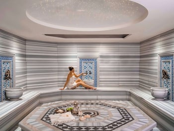 Couples treatment rooms, sauna, steam room, Turkish bath