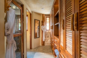 Panoramic Villa, 2 Bedrooms, Ocean View | Bathroom | Shower, rainfall showerhead, free toiletries, hair dryer