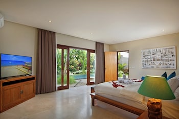 Villa, 3 Bedrooms, Private Pool | Premium bedding, minibar, in-room safe, desk