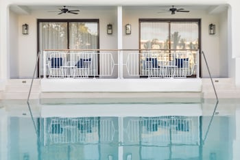 Junior Suite Swim Up | Terrace/patio