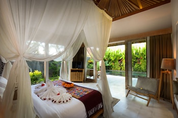 Villa, 1 Bedroom, Private Pool (with Free Benefit) | Premium bedding, minibar, in-room safe, individually decorated