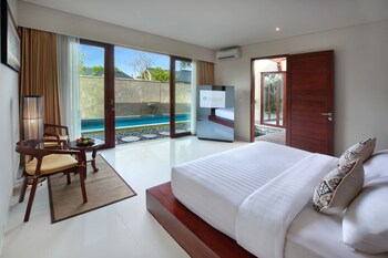 Grand Villa, 2 Bedrooms, Private Pool, Garden View | View from room