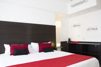 Standard Double Room | Premium bedding, in-room safe, desk, blackout drapes