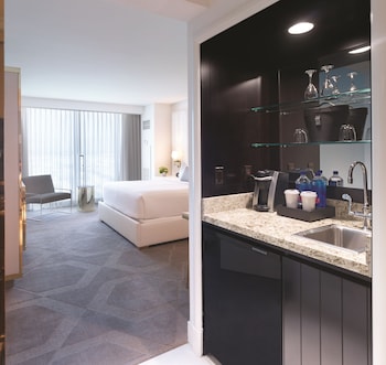 Delano Two Bedroom Suite | 1 bedroom, premium bedding, pillowtop beds, minibar