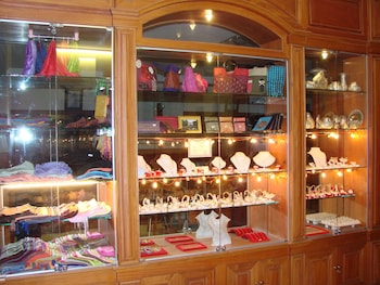 Gift shop