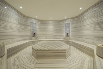 Couples treatment rooms, sauna, Turkish bath, body treatments