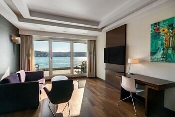 Suite, Terrace (Bosphorus View) | Living area | 23-inch LCD TV with cable channels, TV