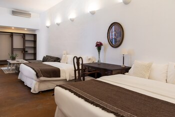 Luxury Villa | Egyptian cotton sheets, premium bedding, down comforters, pillowtop beds