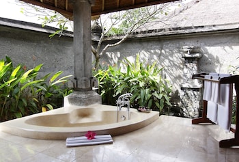 One Bedroom Pool Villa | Bathroom | Combined shower/tub, deep soaking tub, free toiletries, towels