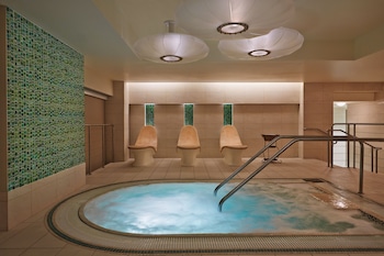 Sauna, spa tub, steam room, body treatments, hydrotherapy, aromatherapy