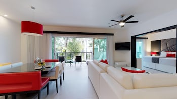 Room, Multiple Beds, Garden View (TWO BEDROOM RESORT RESIDENCE) | Living room | LCD TV, DVD player, iPod dock