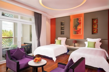 Grand Suite, 2 Twin Beds, Garden View | Premium bedding, pillowtop beds, minibar, in-room safe