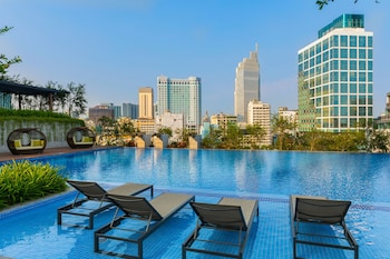 Outdoor pool, sun loungers