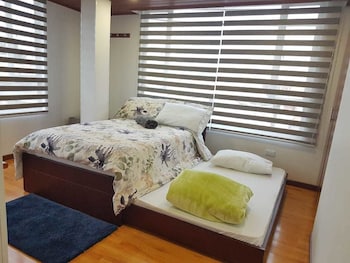 Standard Triple Room | 1 bedroom, minibar, desk, cribs/infant beds