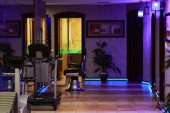 Turkish bath, 3 treatment rooms, massages