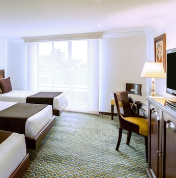 Standard Triple Room | 1 bedroom, premium bedding, minibar, in-room safe