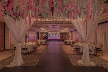 Indoor wedding