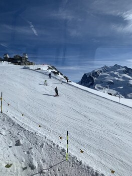 Snow and ski sports