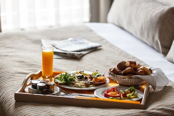 Daily buffet breakfast (EUR 15 per person)