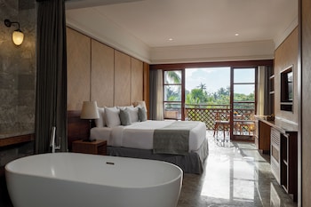 Bisma Jungle View | Premium bedding, minibar, in-room safe, desk