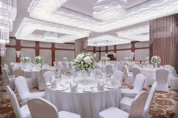 Indoor wedding