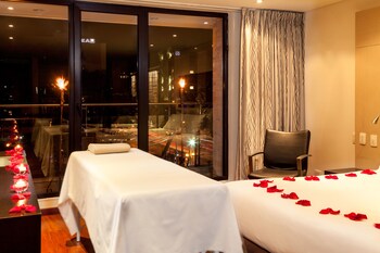 Couples treatment rooms, massages