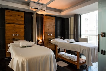 Couples treatment rooms, hot stone massages