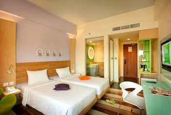 Superior Room, 2 Twin Beds | View from room