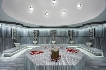 Couples treatment rooms, sauna, spa tub, steam room, Turkish bath