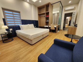 Superior Double Room | Minibar, desk, laptop workspace, free WiFi