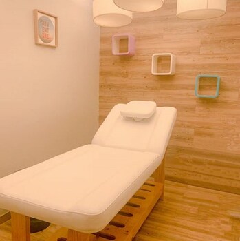 Couples treatment rooms, massages