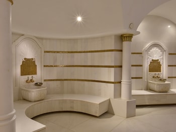 Couples treatment rooms, sauna, steam room, Turkish bath