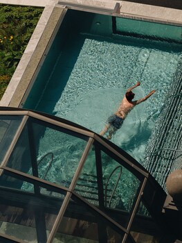 Indoor pool, outdoor pool, sun loungers