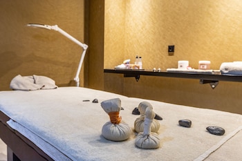 Couples treatment rooms, Turkish bath, body treatments, massages