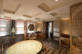 Hutong Two-Bedroom Suite | Bathroom | Separate tub and shower, deep soaking tub, rainfall showerhead