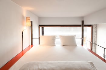 Quadruple Room | In-room safe, free WiFi, bed sheets