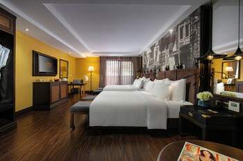 Family Suite with Balcony | Premium bedding, memory foam beds, minibar, in-room safe